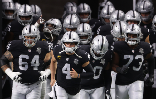 Raiders upset the AFC champions in Baltimore