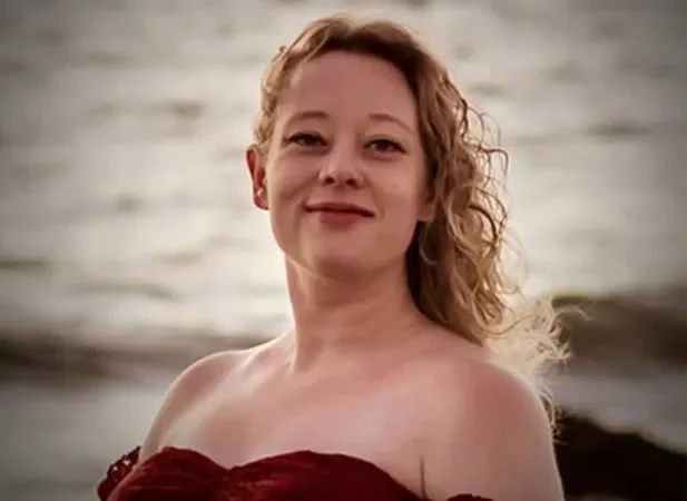 Renee Good, award-winning poet, mother of 3, and wife to Becca Good
